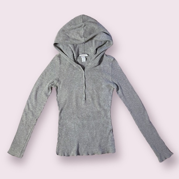 Aeropostale Tops - Aeropostale Gray Thermal Top